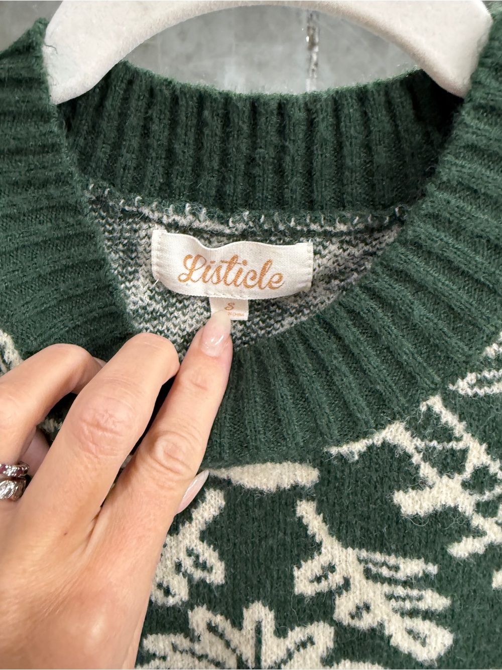 Heirloom Floral Fair Isle Knit Sweater by the brand Listicle - small - Picture 4 of 4